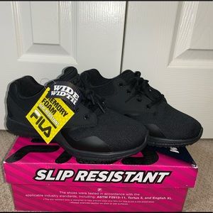 Women’s FILA slip resistant, memory foam shoes